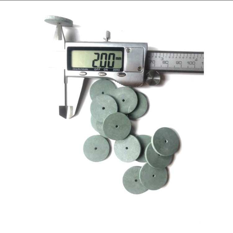 Đĩa cao su đặc đánh bóng 22mm lỗ vít 2mm
