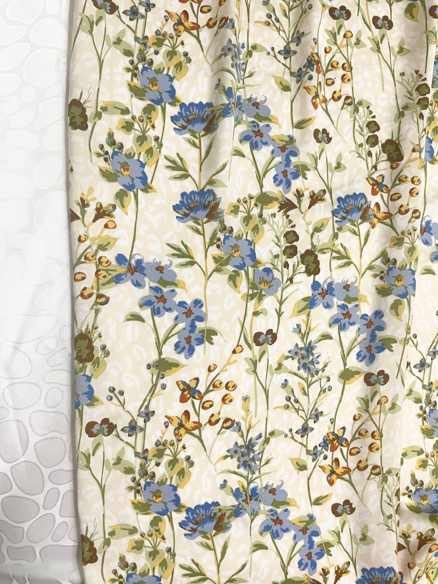 2,2m vải lụa ngọc trai cao cấp hoạ tiết hoa - may áo dài, đầm váy, sườn xám, áo kiểu, jumpsuit - mềm rũ, mát, co giãn