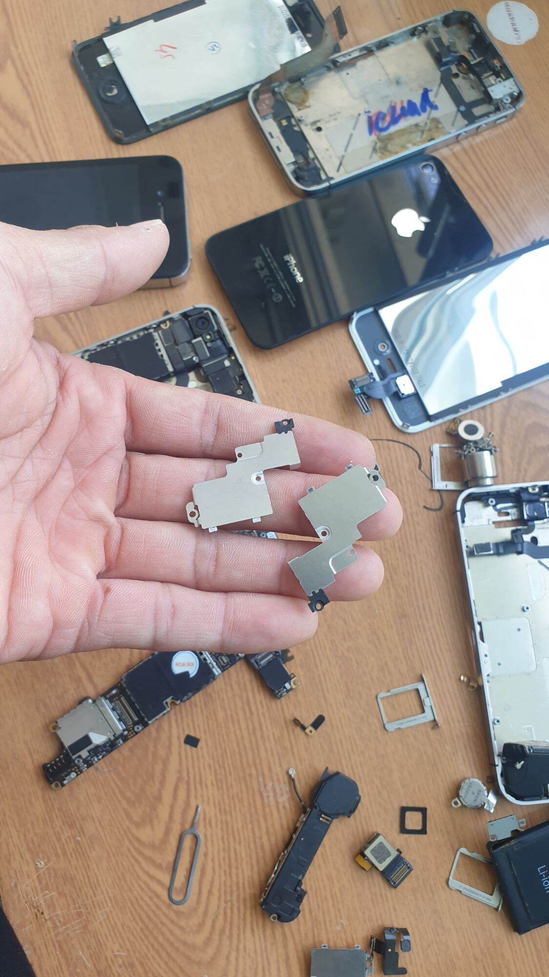Linh kiện điện thoại i-p 4s tháo máy