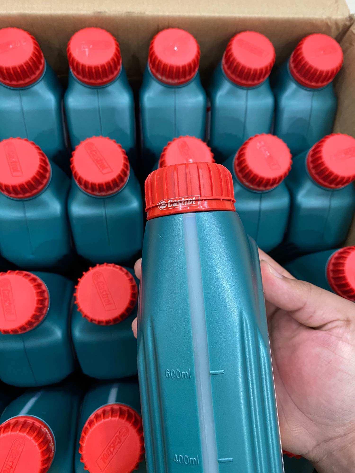 Nhớt Castrol Activ Vistra 4T 20W50 800ml