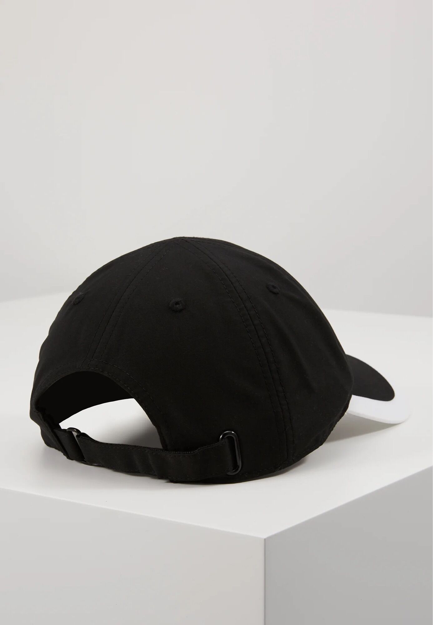 Mũ Lacoste SPORT  Lightweight RK5398