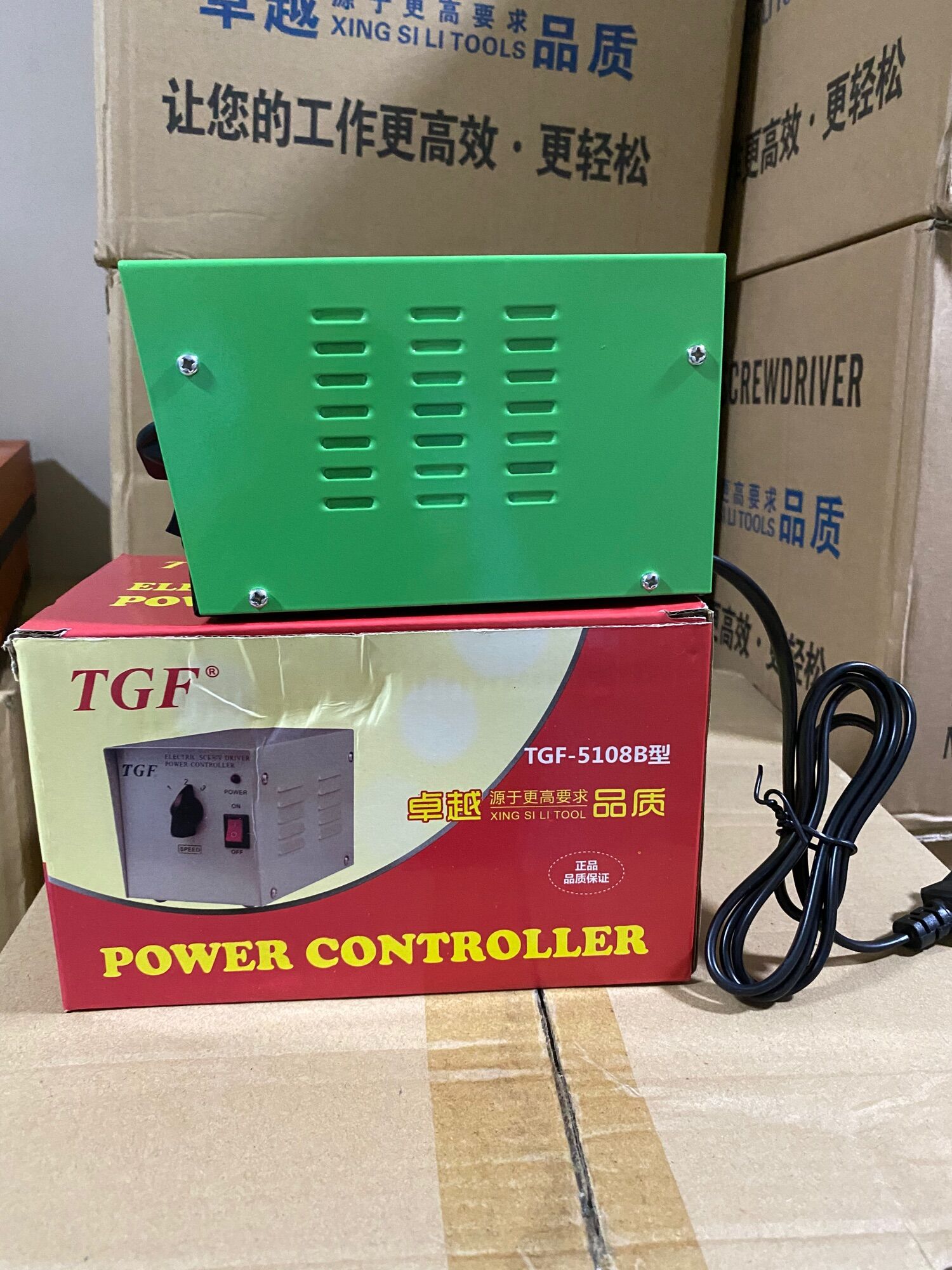 V&iacute;t tụ điện 220v-12v ( v&iacute;t chuy&ecirc;n d&ugrave;ng cho nganh keo )
