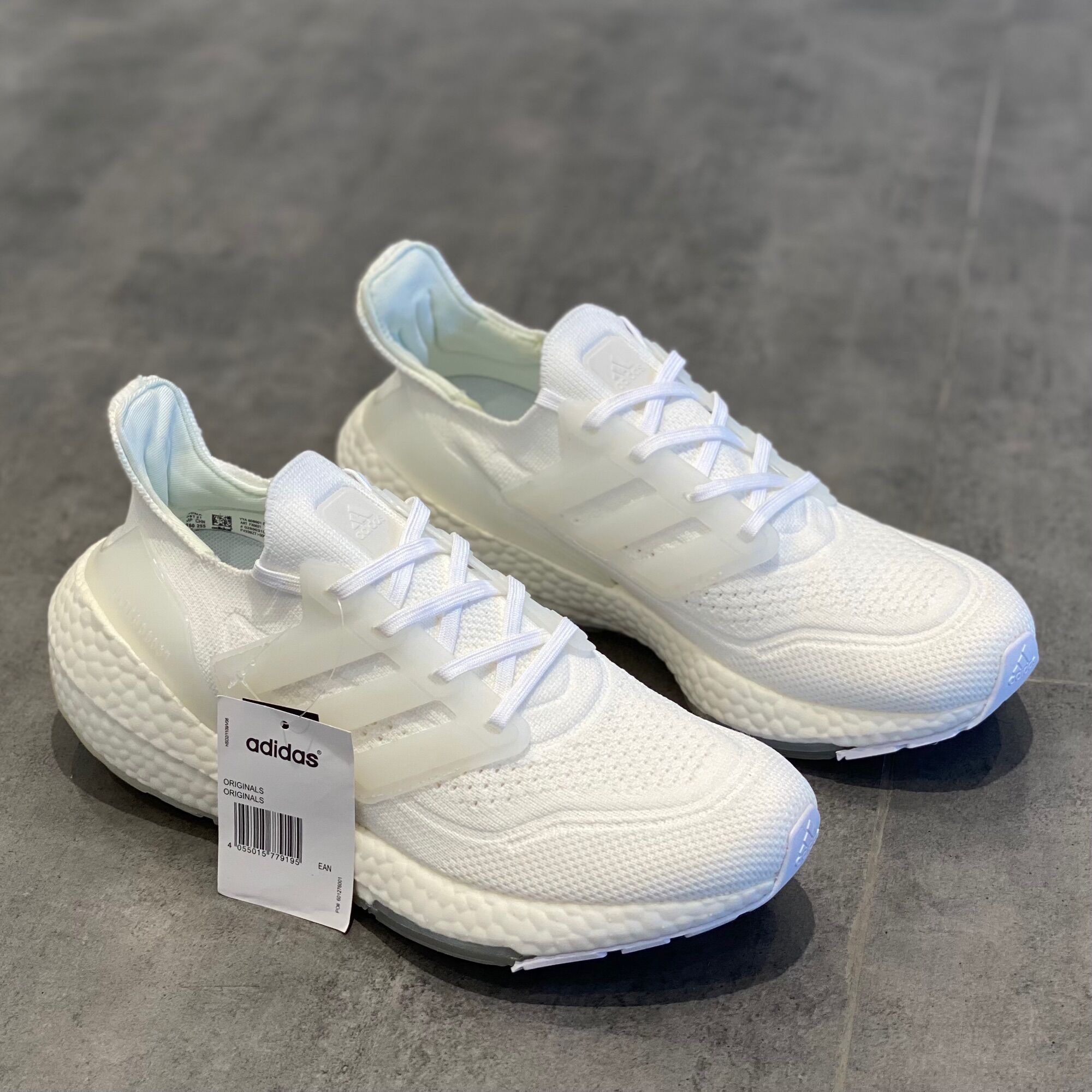 [fullbox,bill,tag] Giày chạy bộ ultra boost 7.0