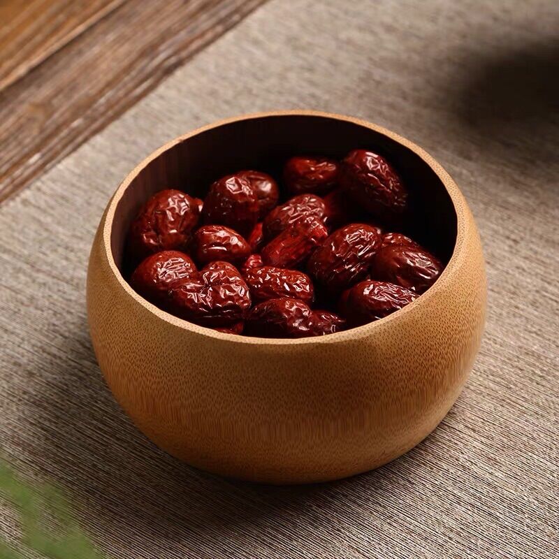 Thân tre rửa chén, ấm, tắm Phật !