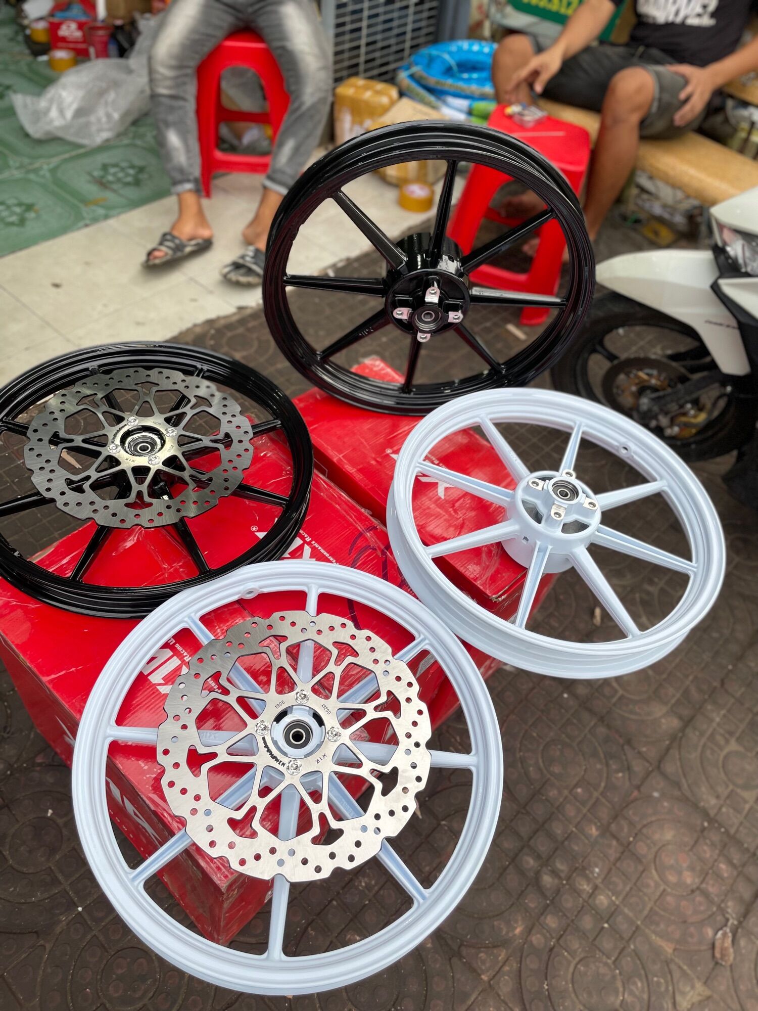 Mâm x1r 8 cây sonic chính hãng tặng kèm đĩa