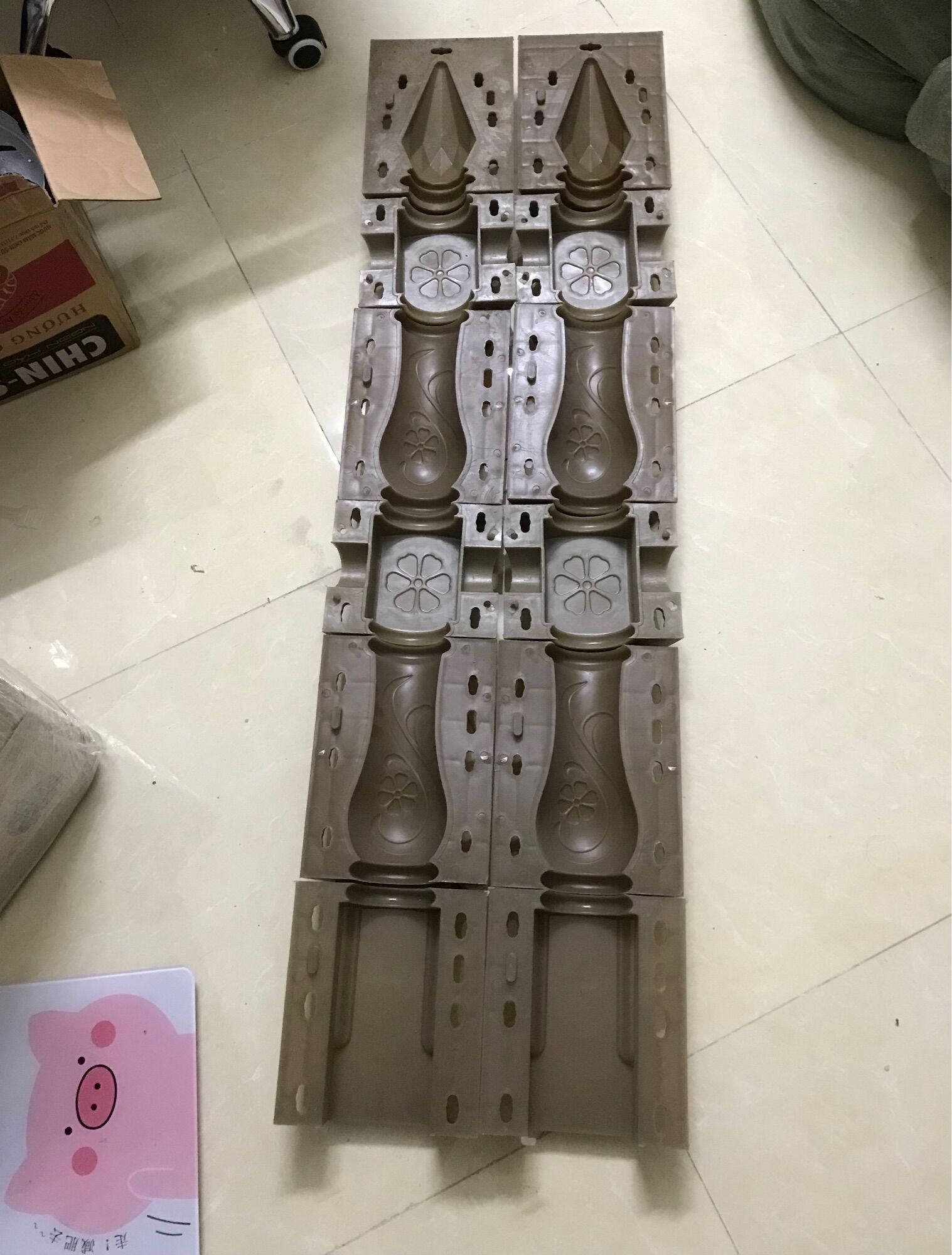 Khuôn hàng rào Kim cương 1m2