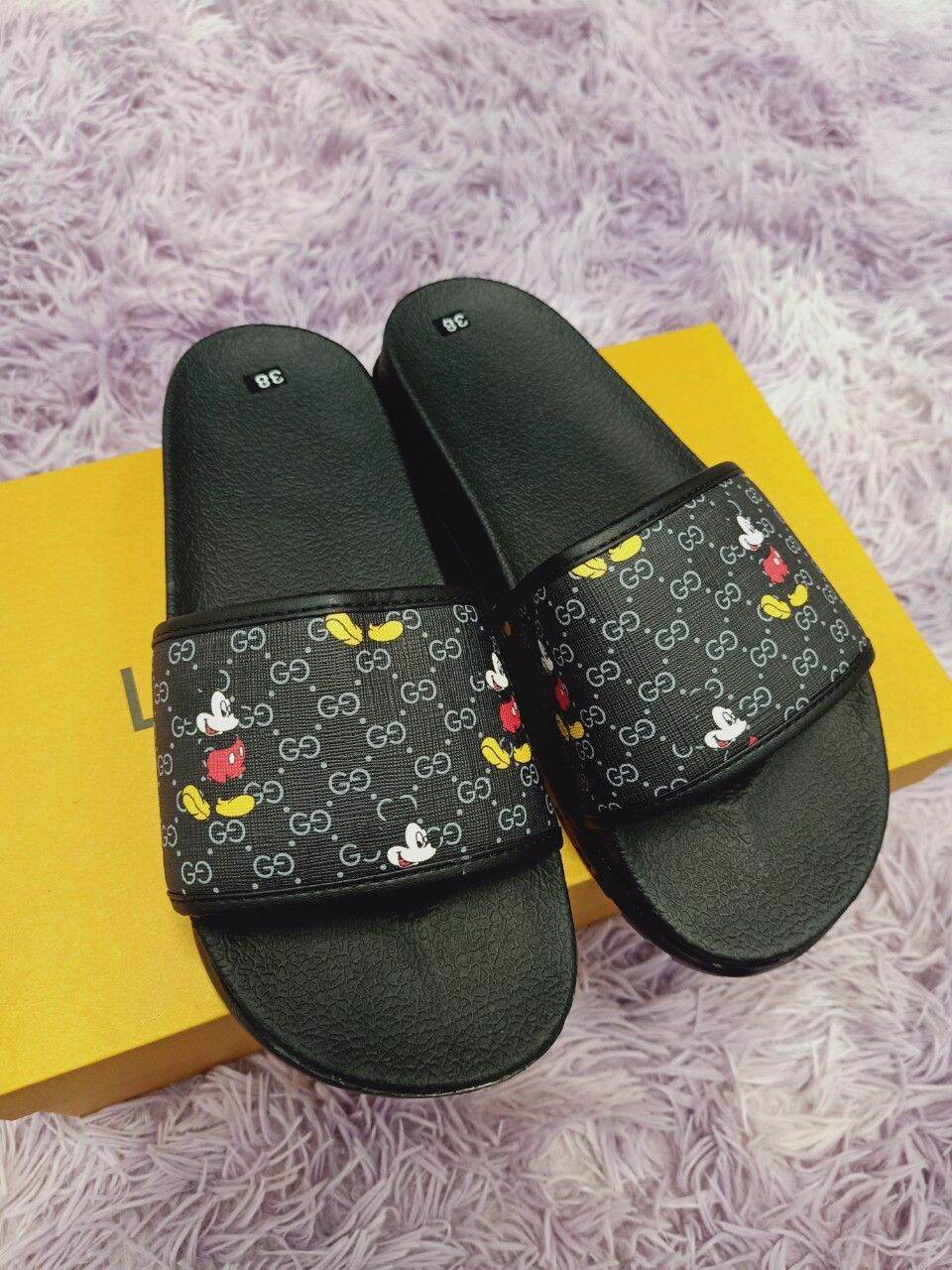 Dép quai ngang  chuột Mickey