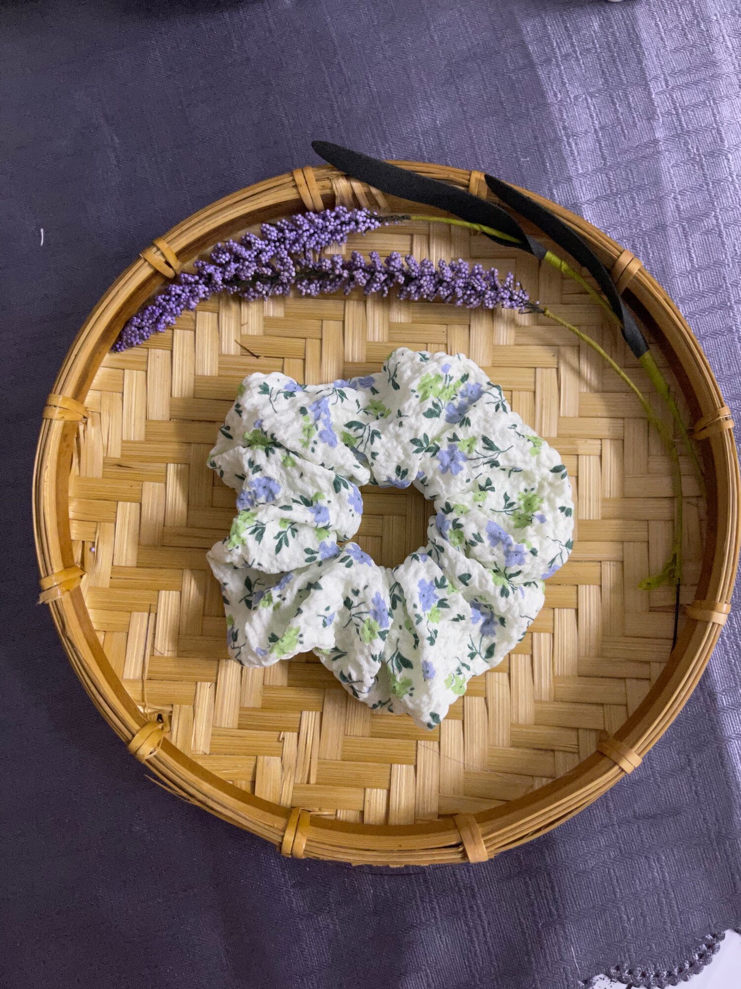 Scrunchies - đồ cột tóc hoa nhí, thô xốp xanh cốm