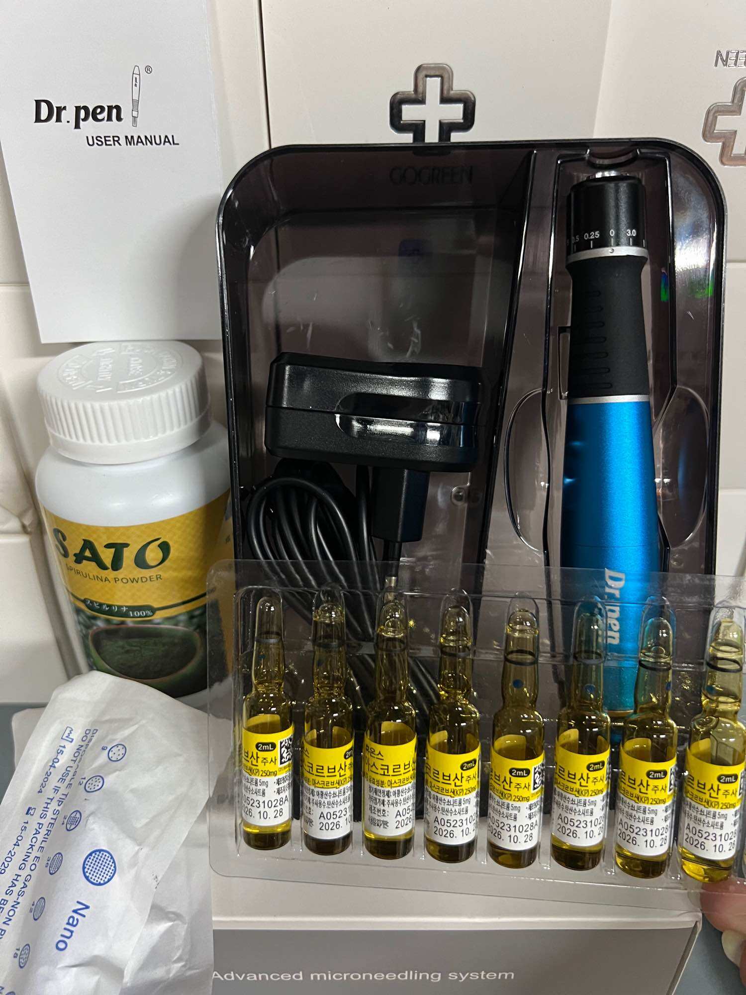 Combo Phi Kim Cấy Tảo Dr Pen A1-W Tích Điện, tảo xoắn và 10 ống vitamin C huons