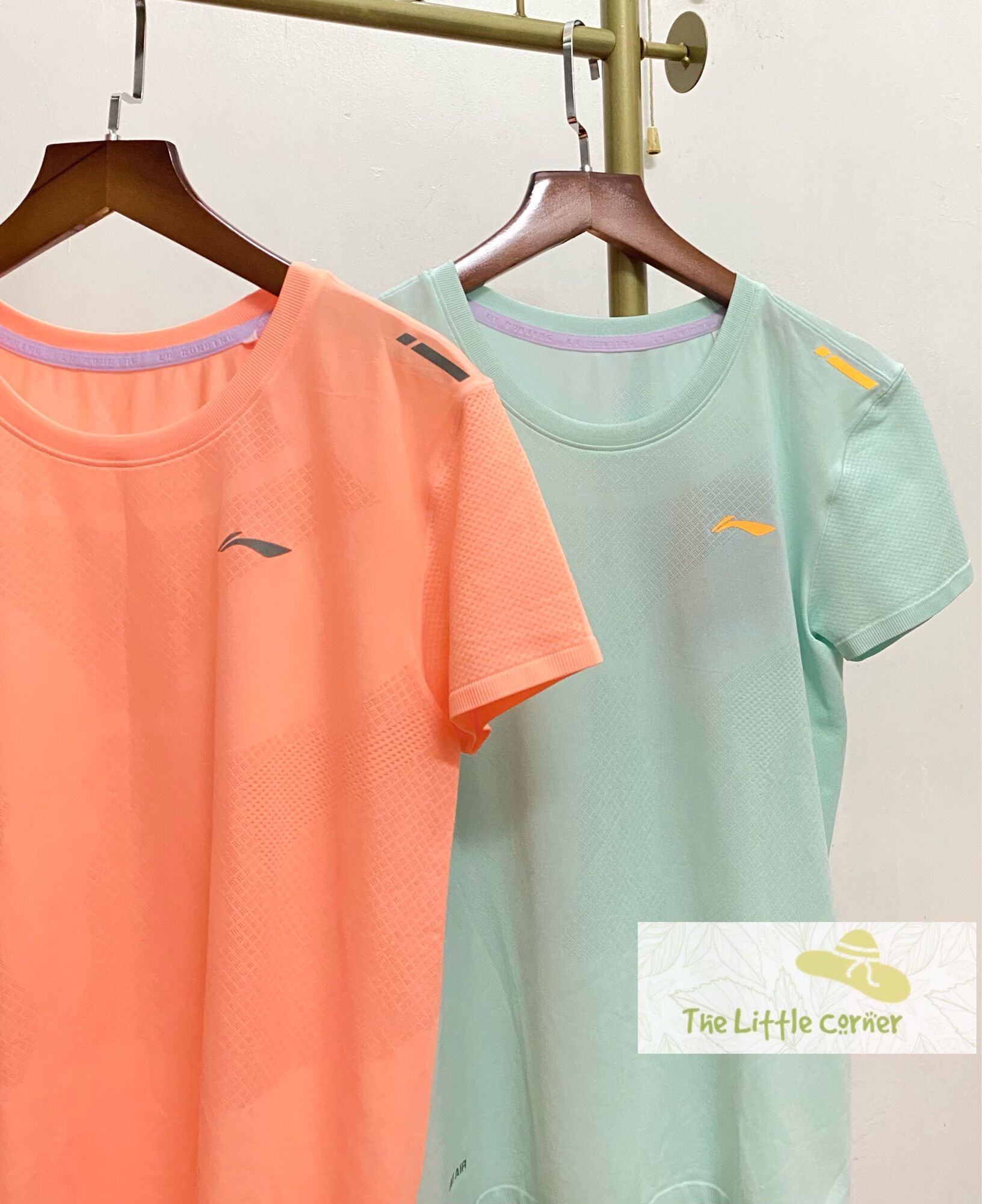 Áo thun thể thao nữ lining atss382