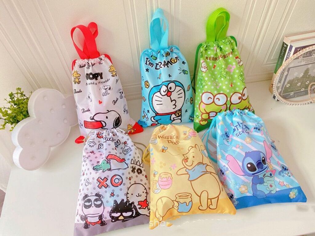 Túi dây rút Hello Kitty - Doraemon Doremon