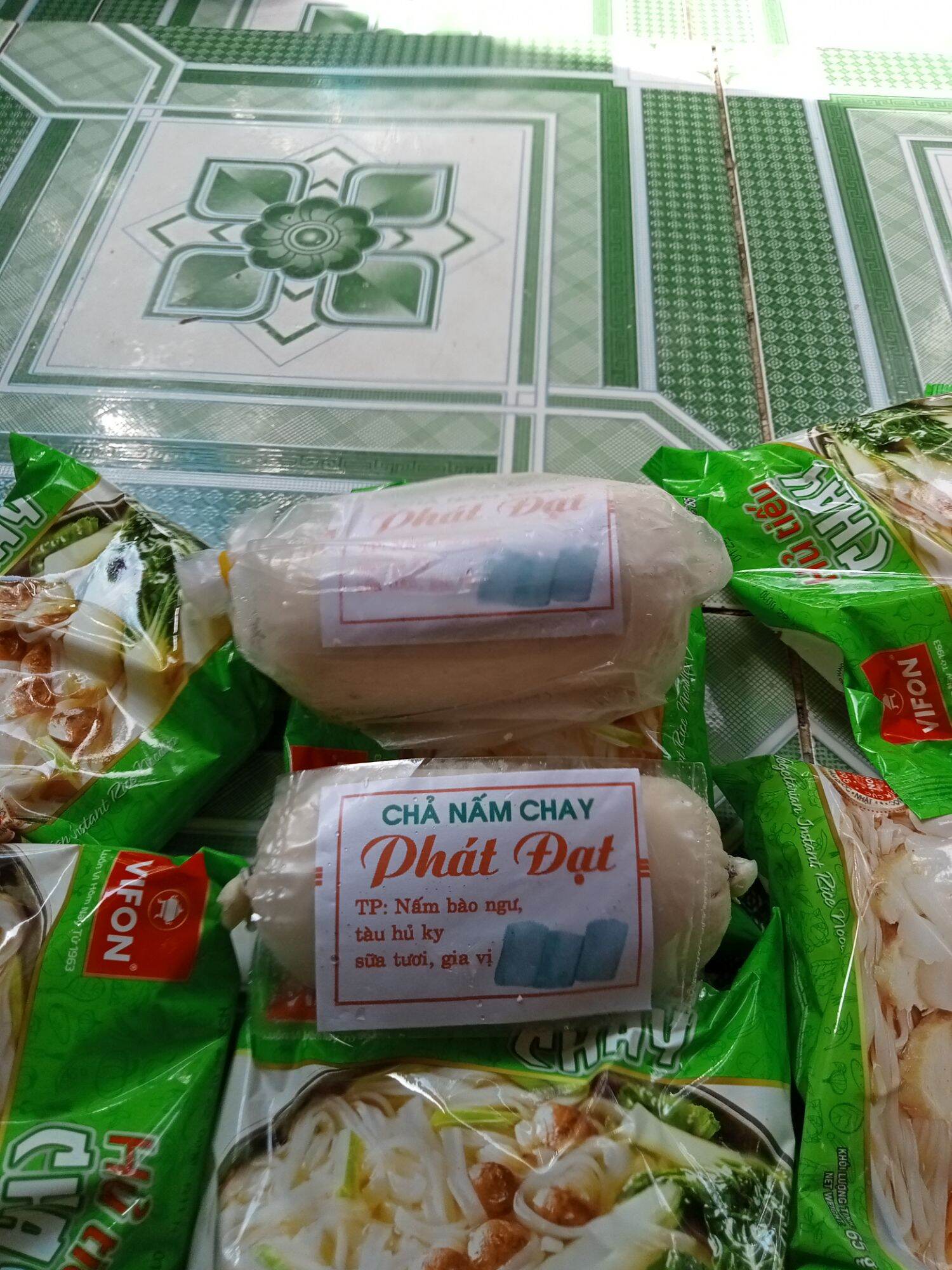 2 cây chả nấm chay 200gr