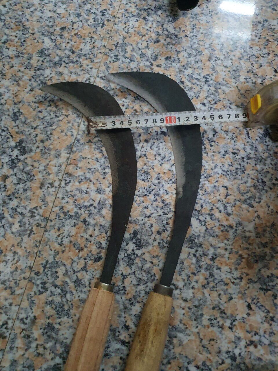 Lưỡi hái cắt cỏ