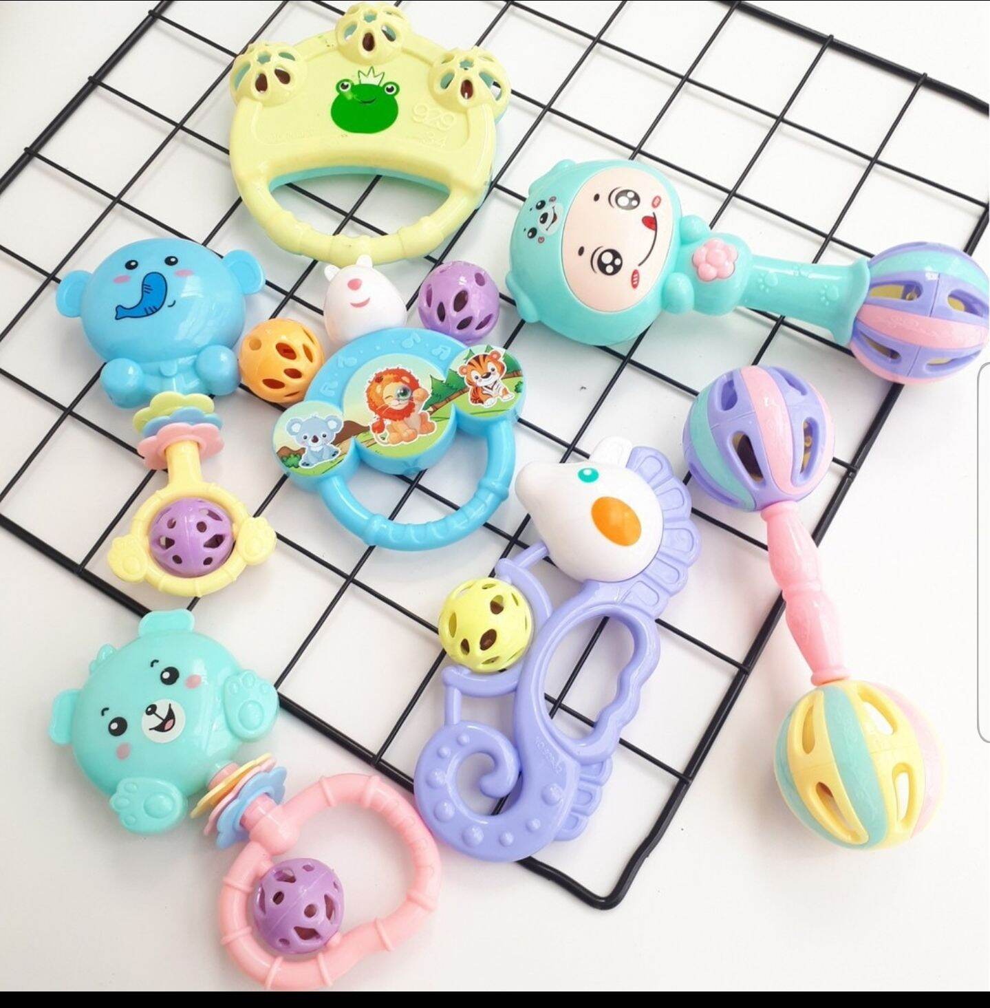 Lục lạc xúc xắc 7 món