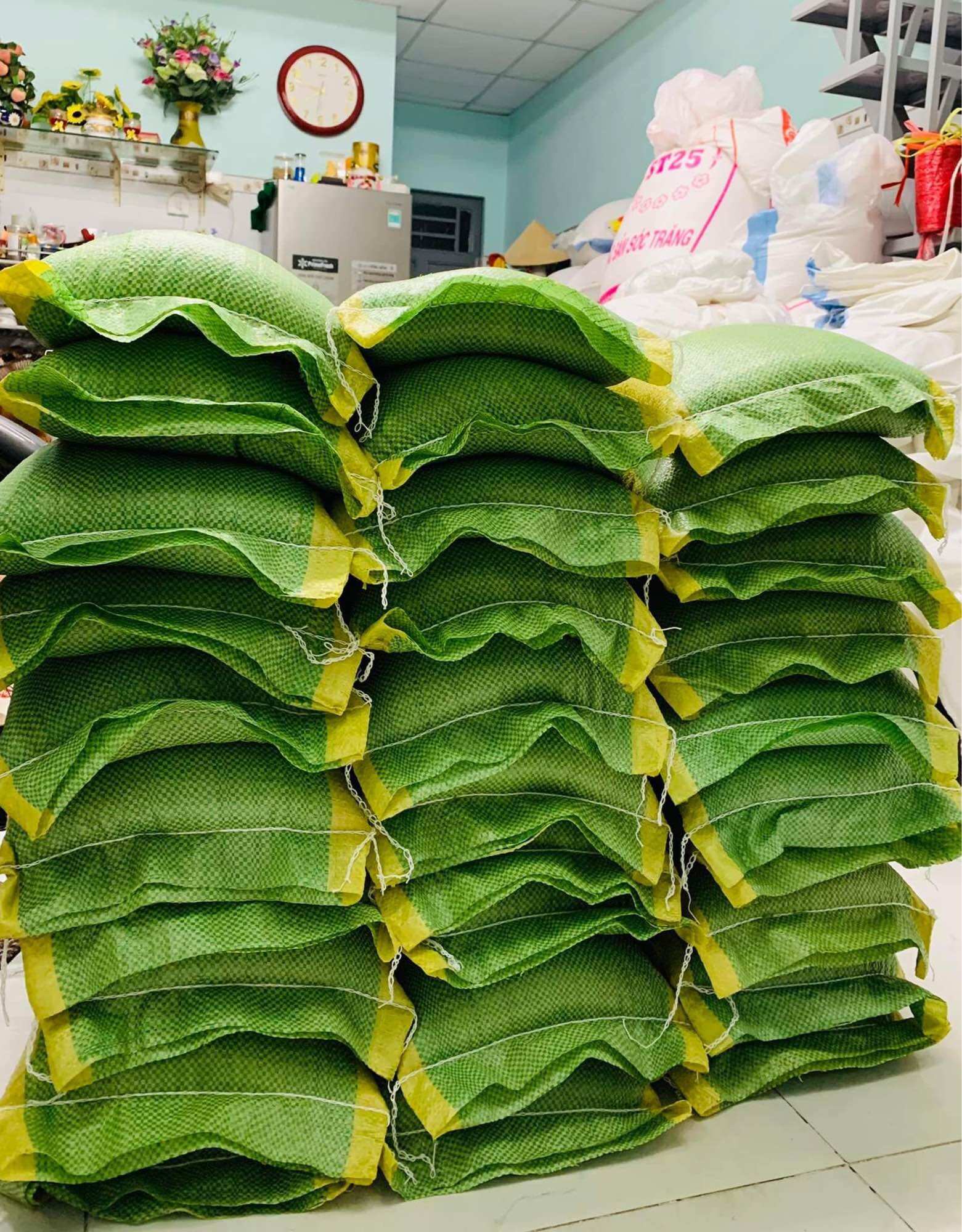 Gạo Thơm Lài túi 2kg dẻo mềm thơm nở ít