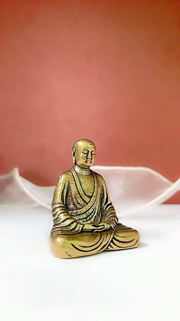Tượng đồng ngài A nan