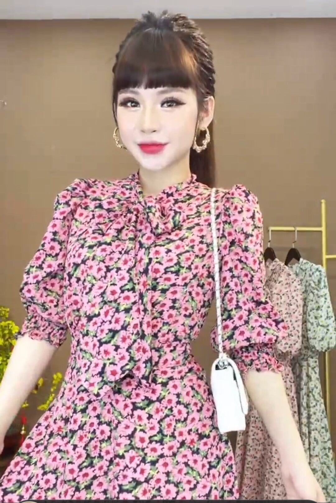Đầm hoa cúc họa mi Monoco