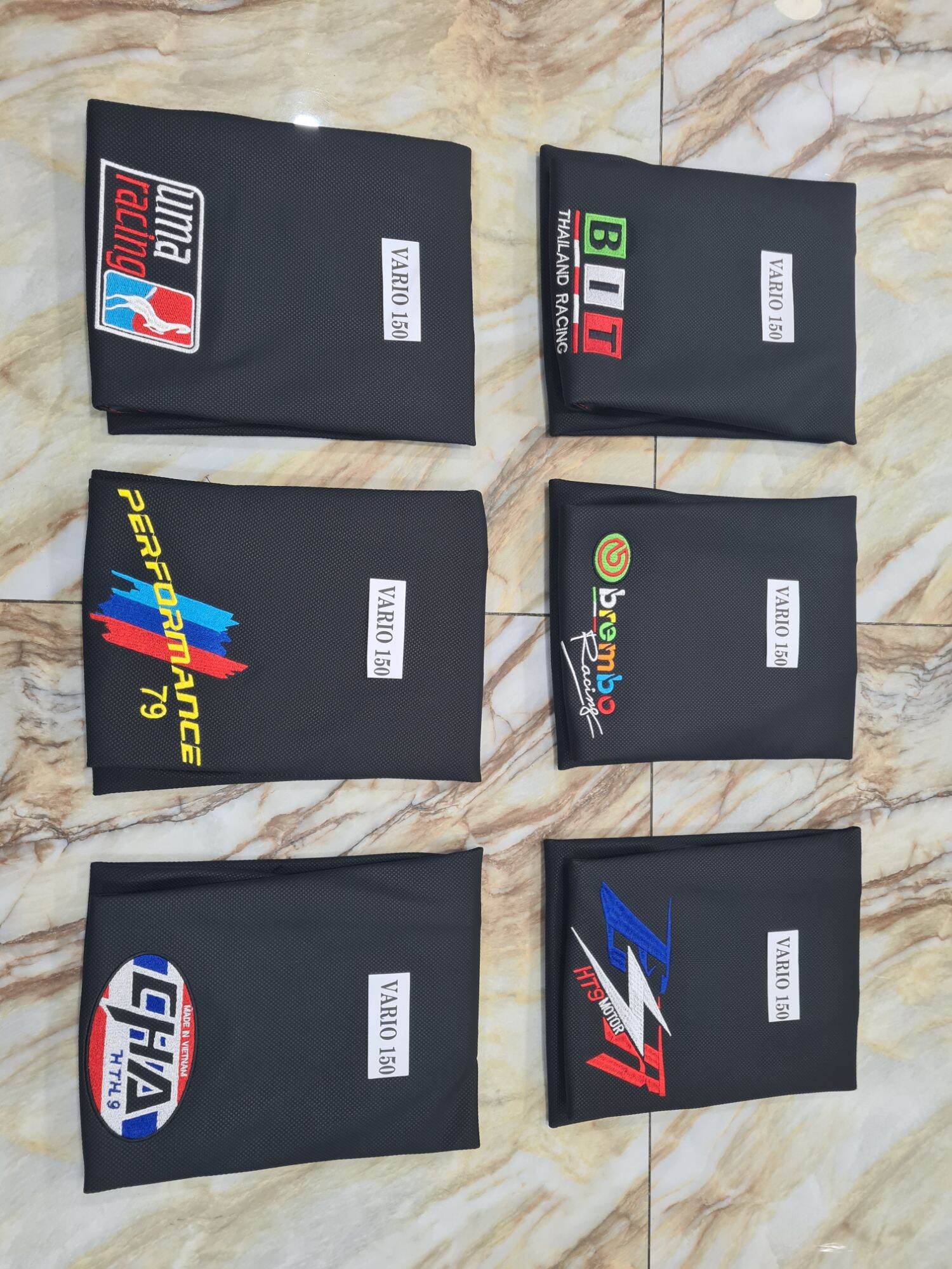 Áo Yên " Vario Full Đời " Vision Full " Air Blade Full " Click Thái Full Đời " Chữ Thêu Thái Mịn Vv... Da Yên In Chữ Thái Bên Hông ... Da Yên Thun Thái Mịn Hàng Đẹp Loại 1 Vv...Zvx