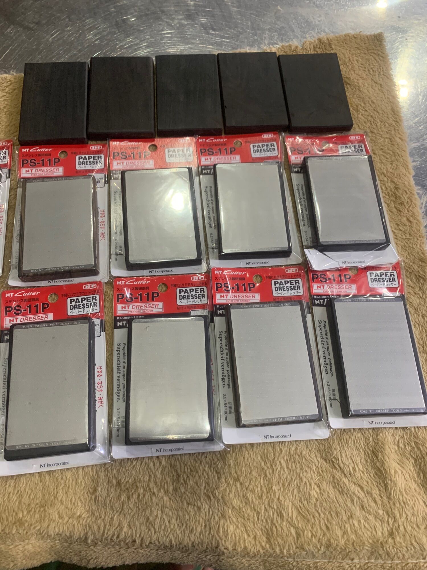 Nhám nhật gỗ mun đen