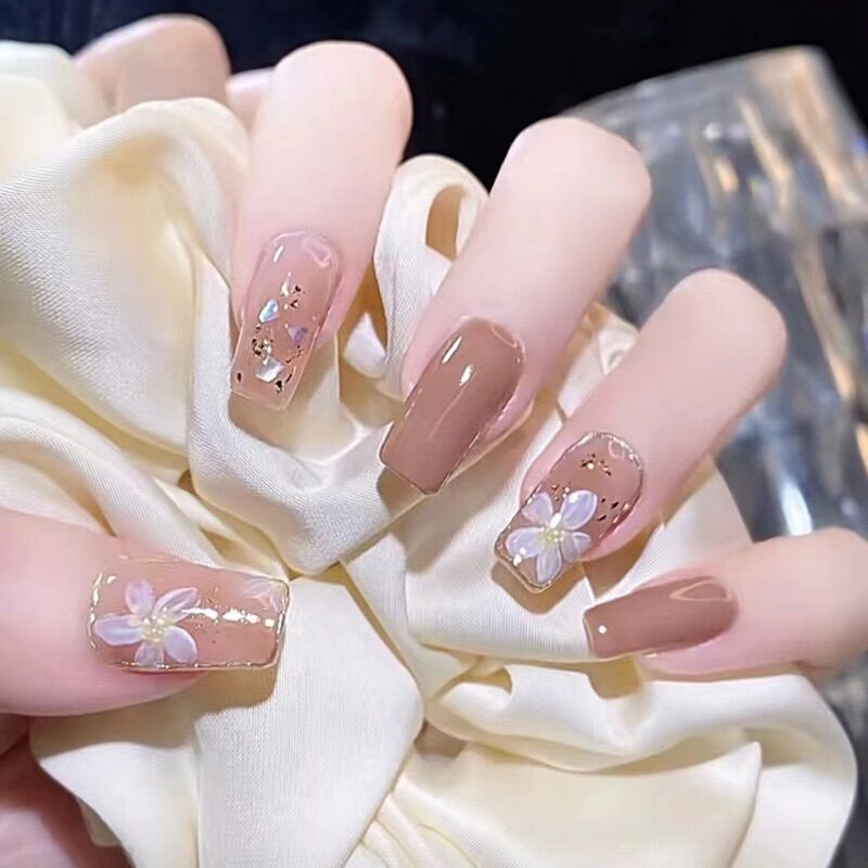 Bộ 24 móng tay giả D664 dáng dài hoạ tiết ( Tặng kèm keo và dũa )