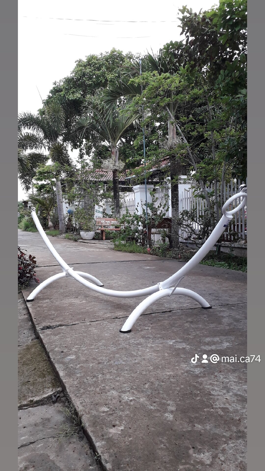 Khung võng ráp MAI CAO khung này gắn đc máy đưa