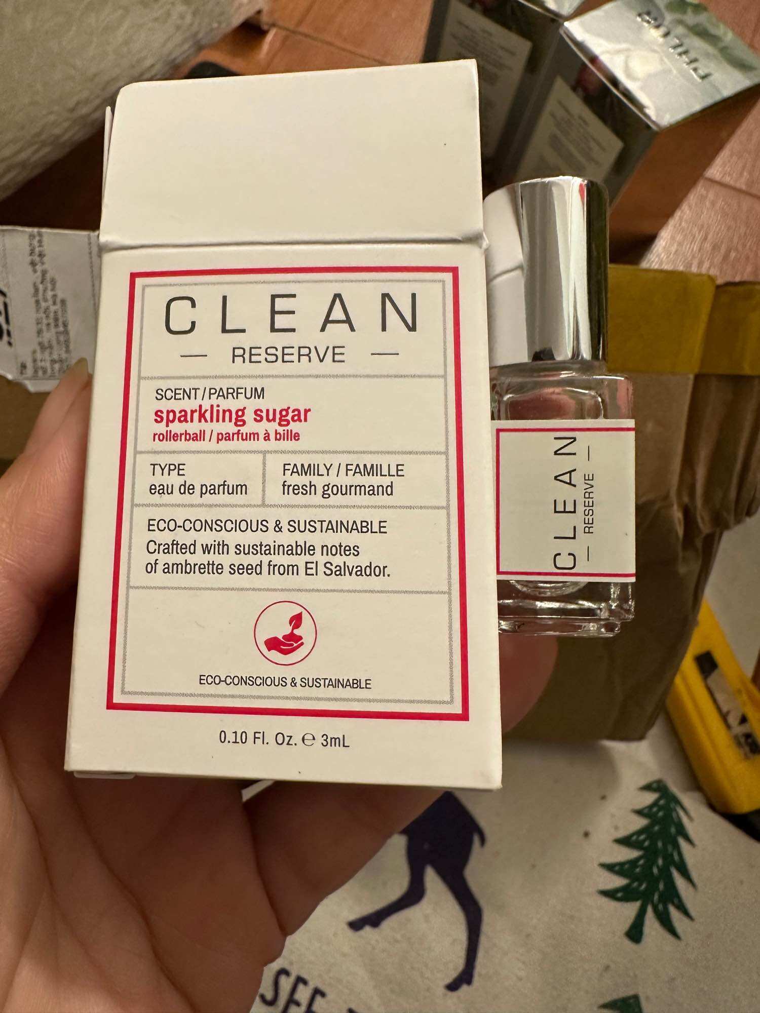 nước hoa Clean Reserve Sparkling Sugar Eau de Parfum dạng lăn (rollerball) dung tích 3mL.