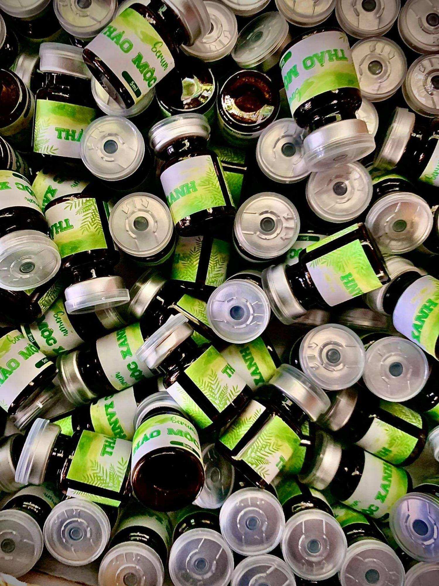 THẢO MỘC XANH SERUM MỤN THAY ĐỔI RÕ RỆT SAU 5 NGÀY SỬ DỤNG