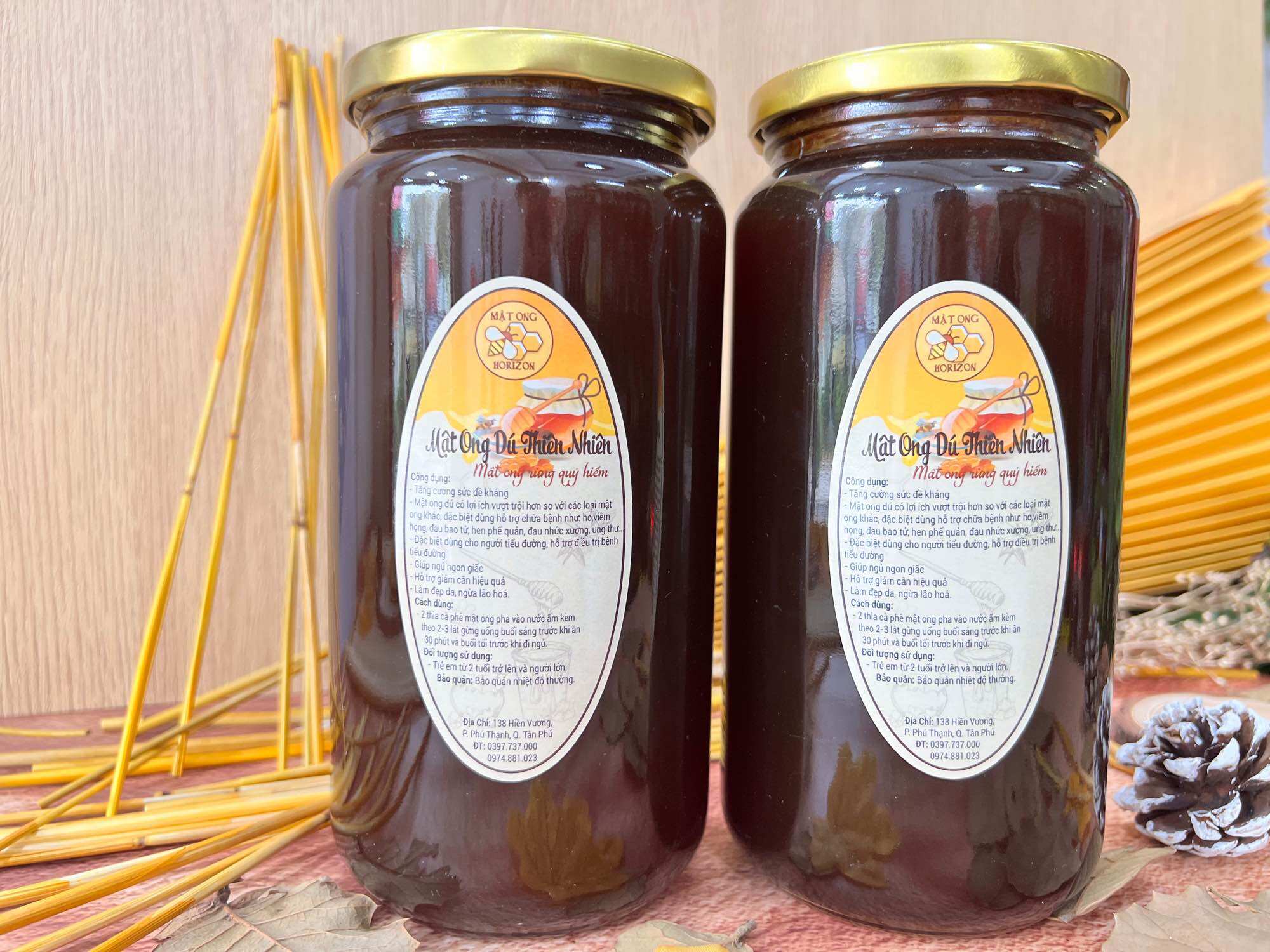 Mật ong dú thiên nhiên