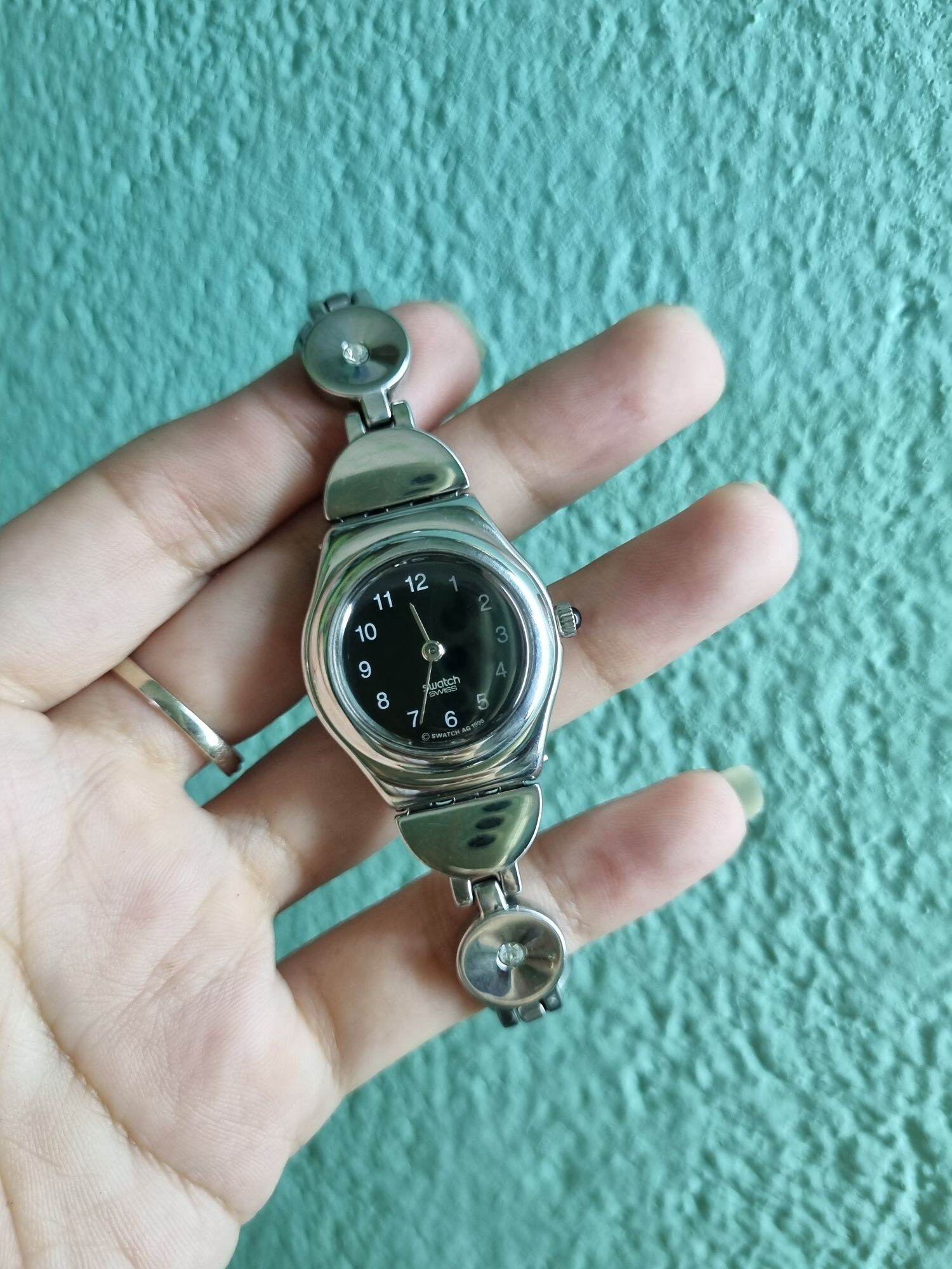 Đồng hồ nữ swatch Thụy Sỹ
