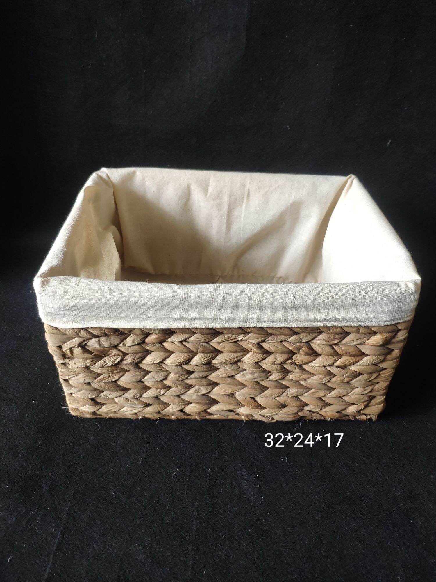 Giỏ , sọt lục bình vải lót 3217