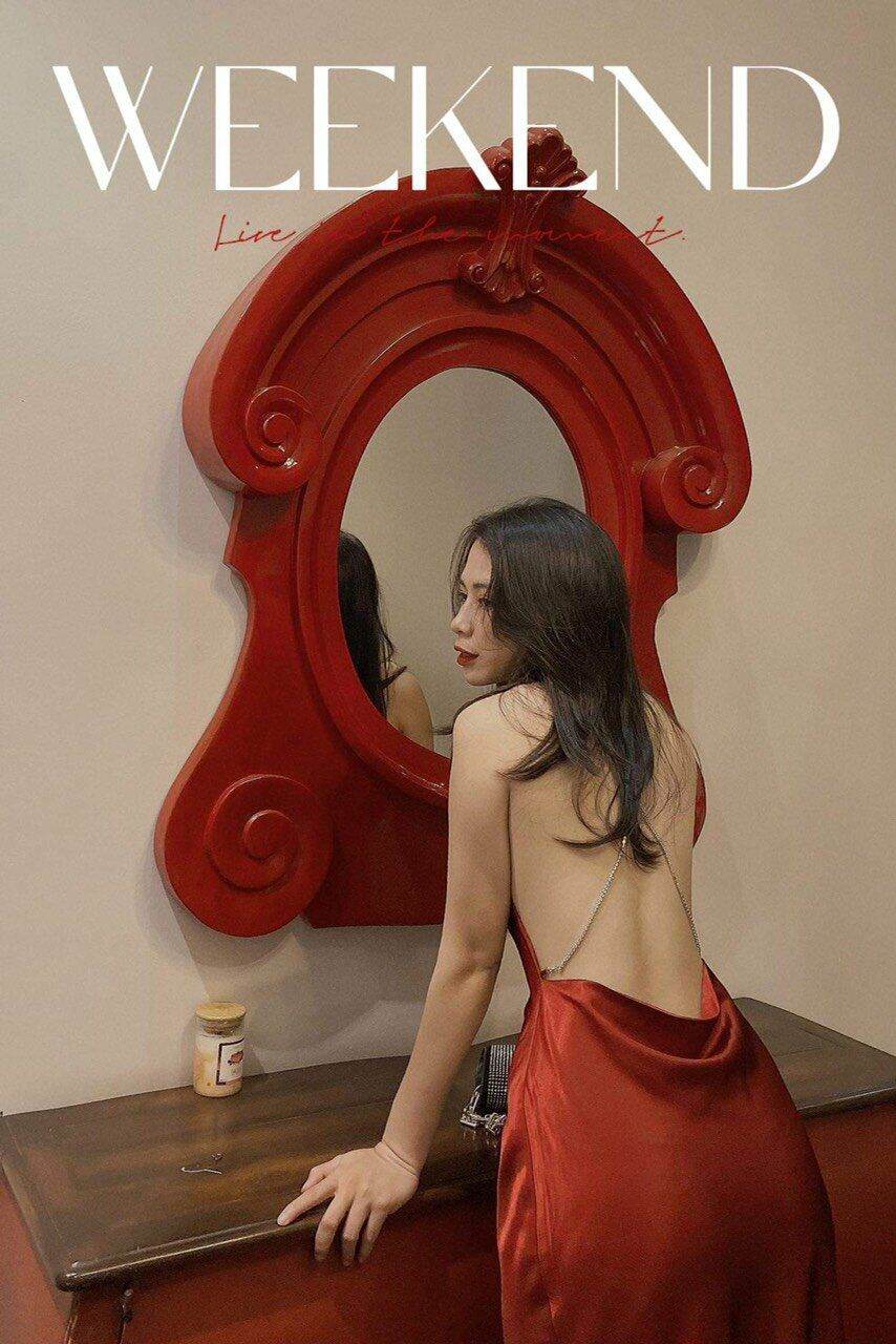 Đầm Lụa Hở Lưng Dây Đá
