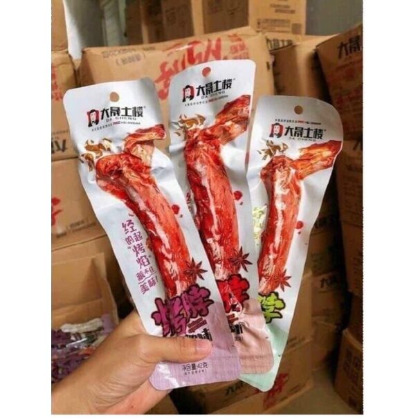 1 bịch cổ vịt cay Dacheng 20 chiếc kèm quà tặng