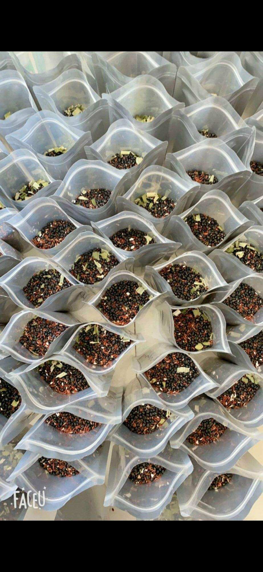 Trà gạo lứt đậu đen lá dứa