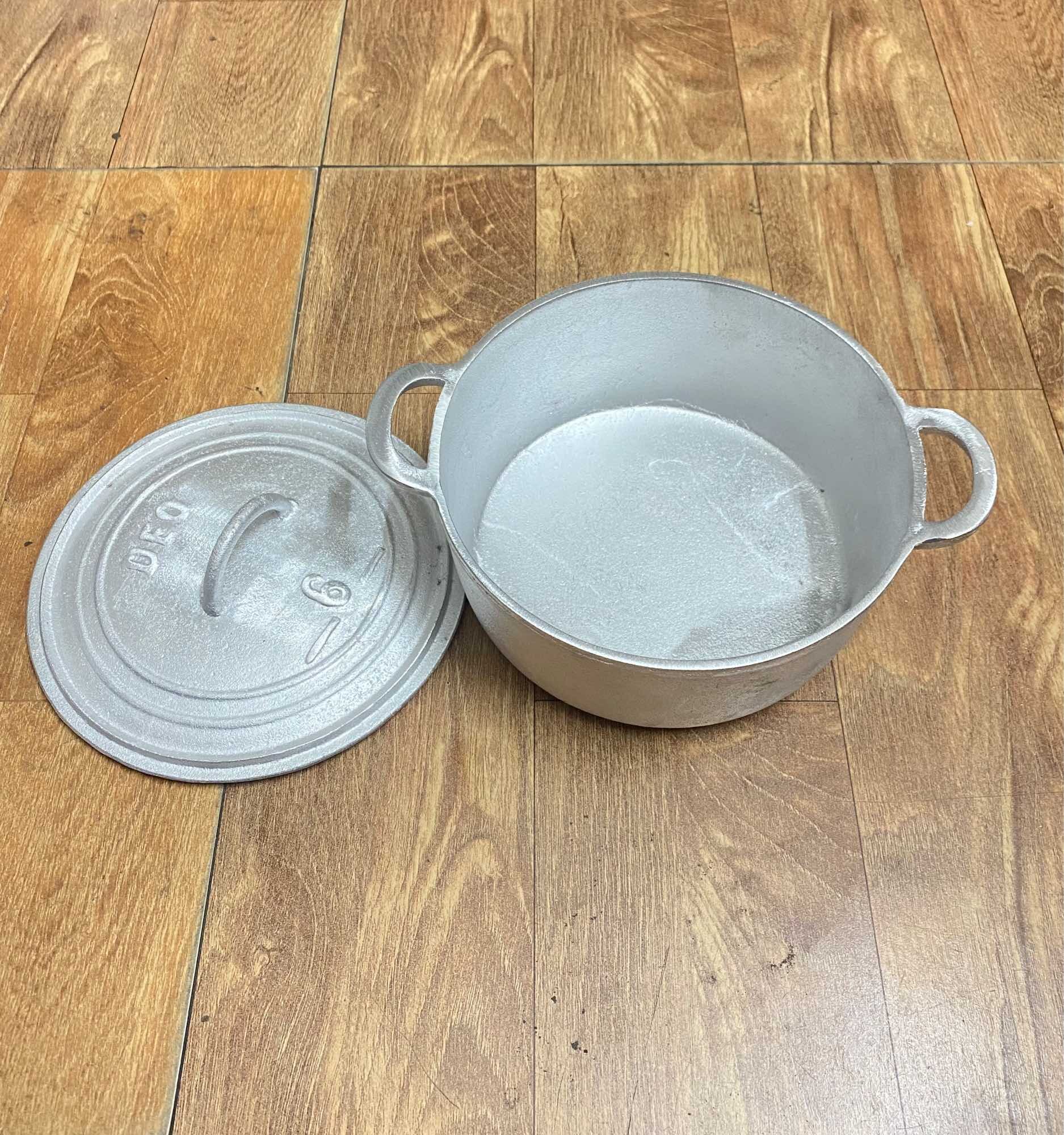 NỒI GANG ĐÚC THỦ CÔNG LÀNG NGHỀ SỐ 6 ( ĐK 19CM )