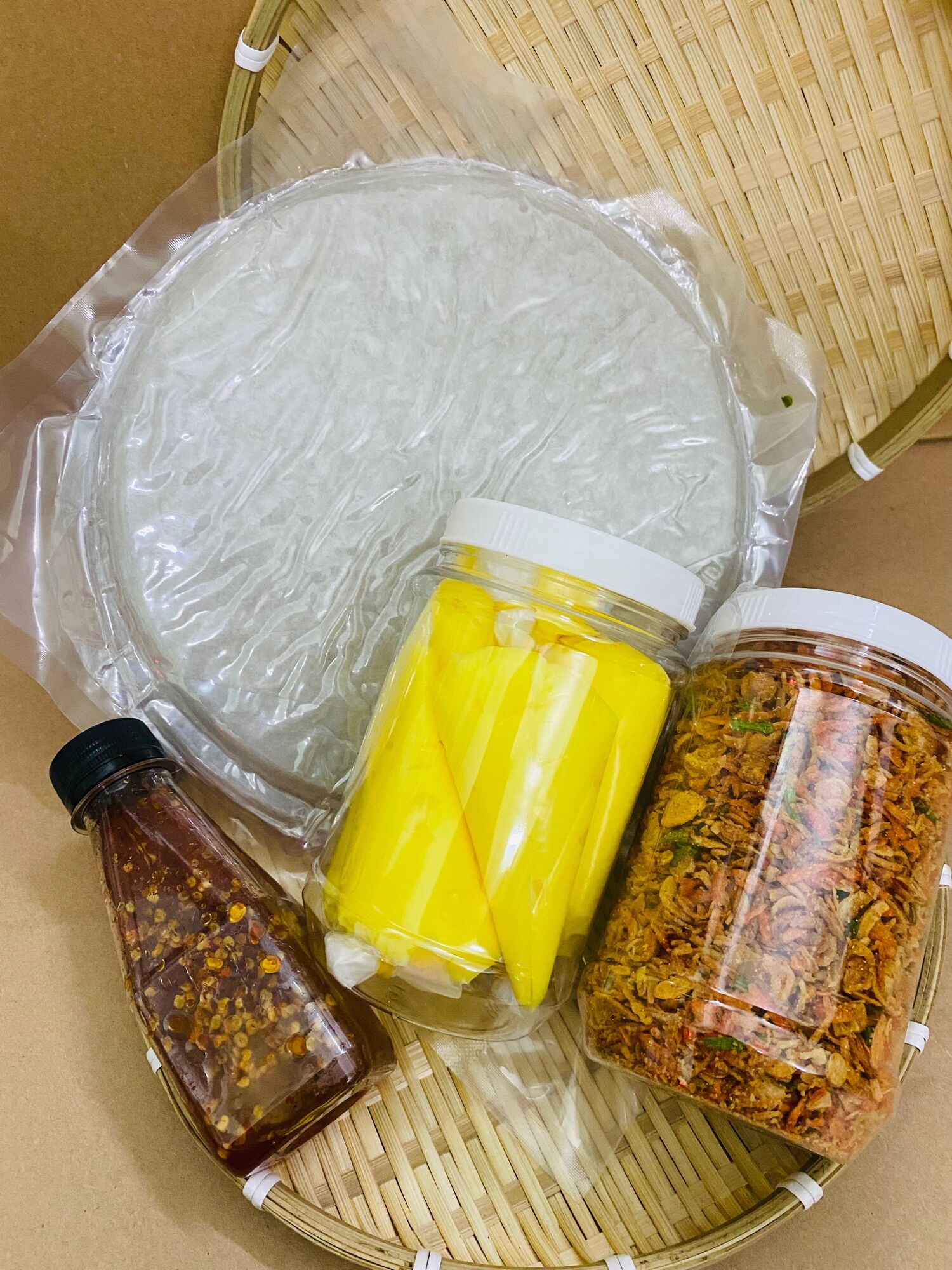 Combo 3 (1 combo muối ruốc hành phi + hủ bơ) - Tặng chai sốt tắc