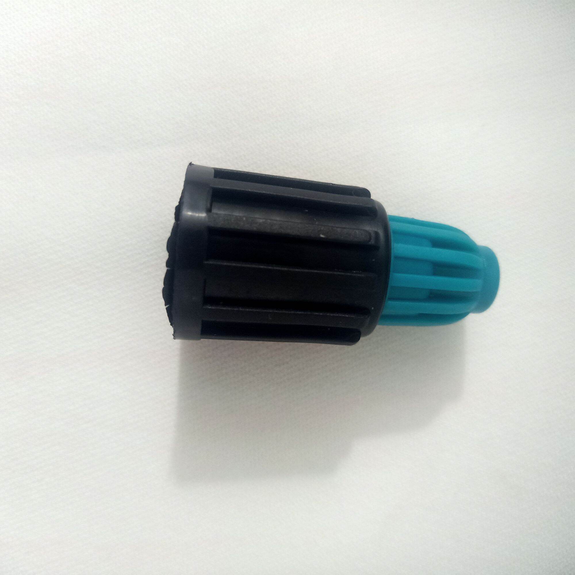 Cần ngắn bình xịt tưới cây Suvina 2L
