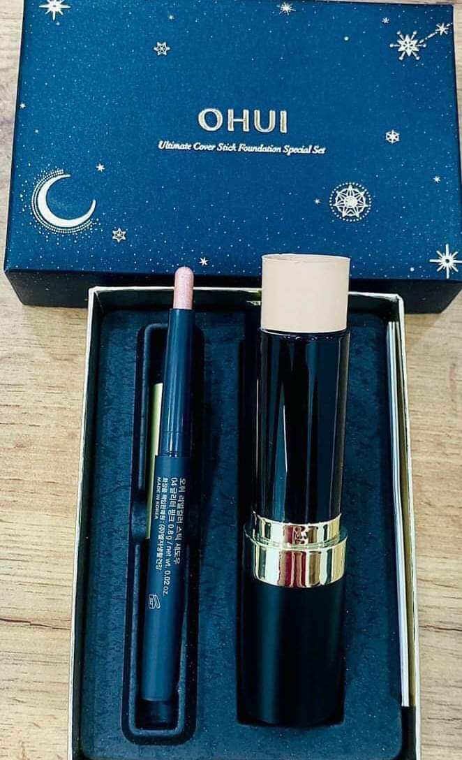 Set kem nền trang điểm Ohui dạng thỏi tặng cọ phấn mắt