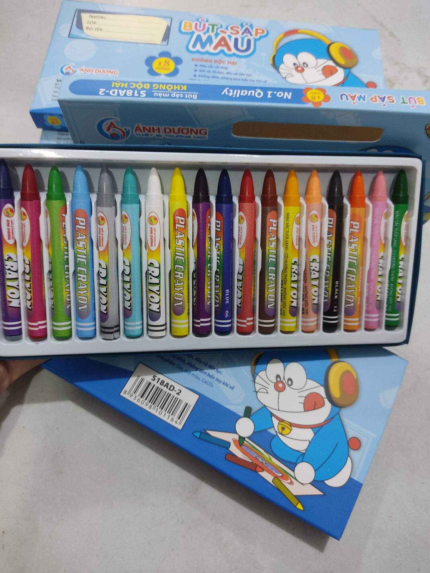 Sáp 18 mầu made in vn