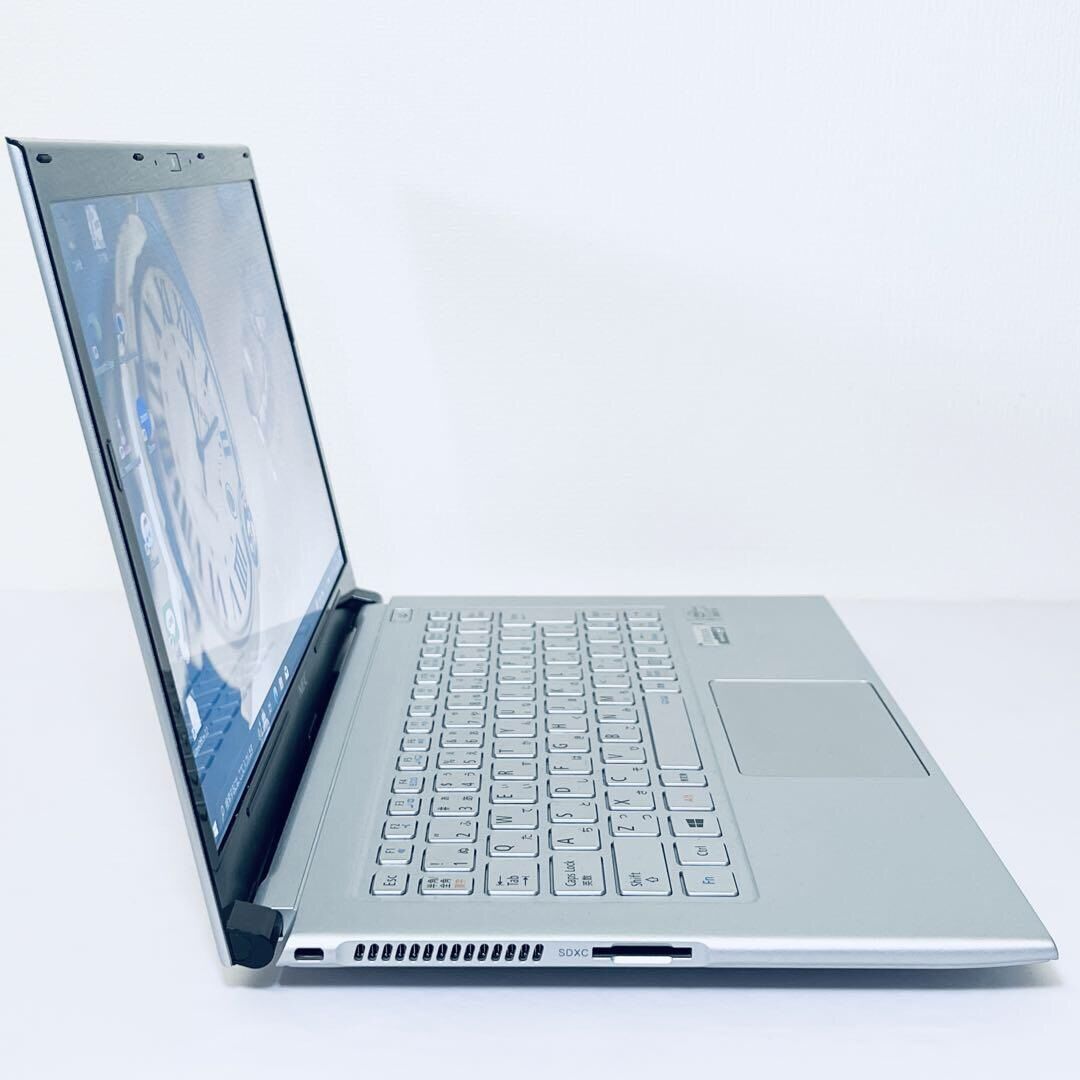 Laptop Nec LavieG 0.89kg