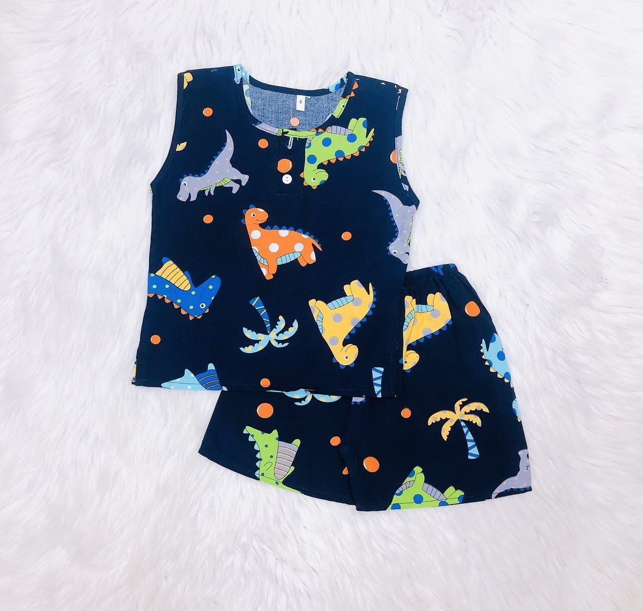 Bộ tole lanh bé trai mềm mịn mát size 6(12-13kg)