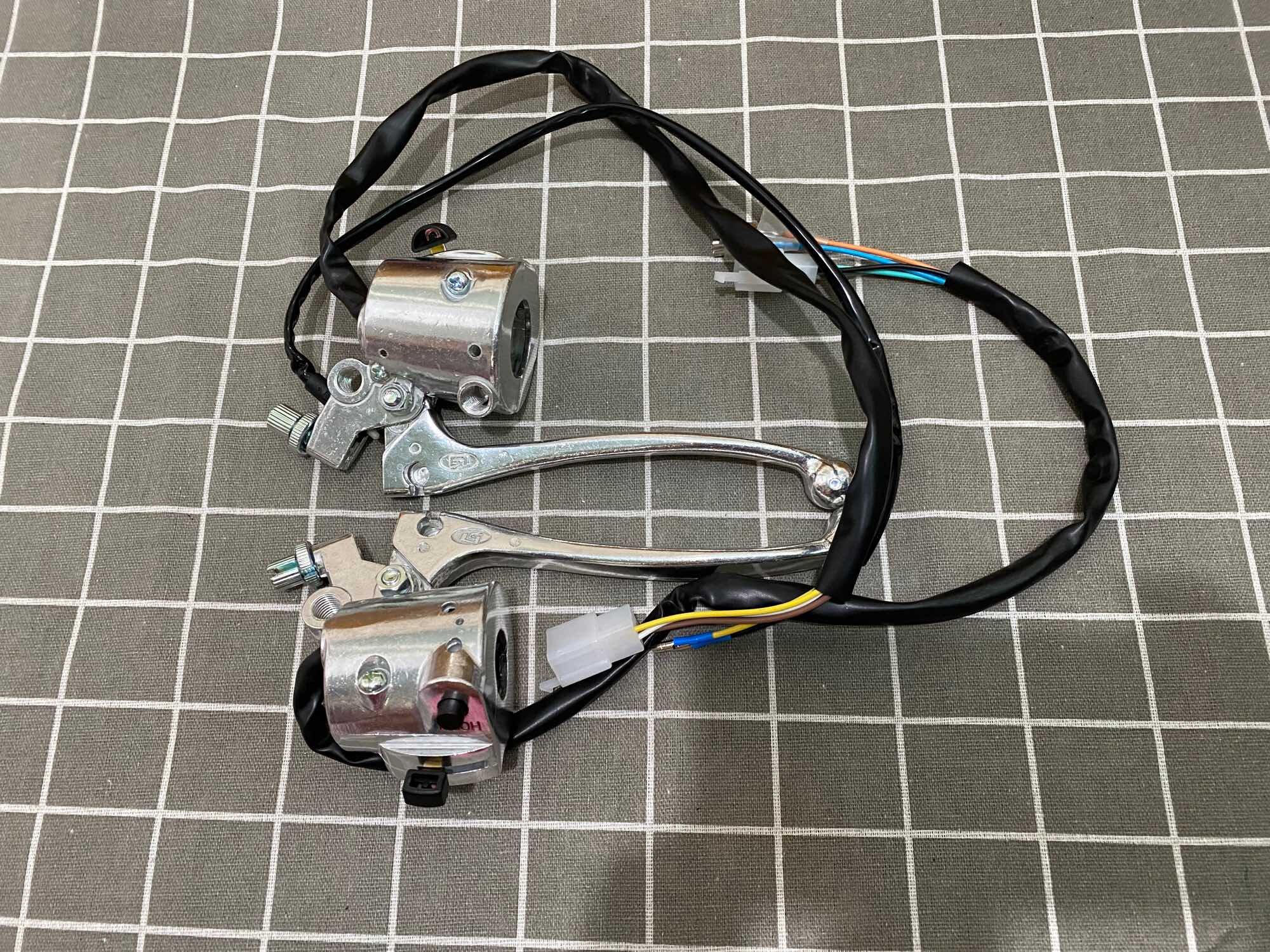 CẶP CÙM 67 71 72