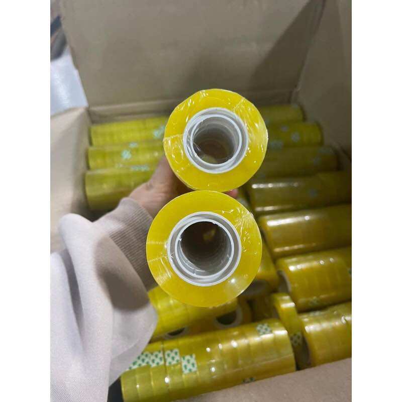 1 cuộn băng keo trong 1cm