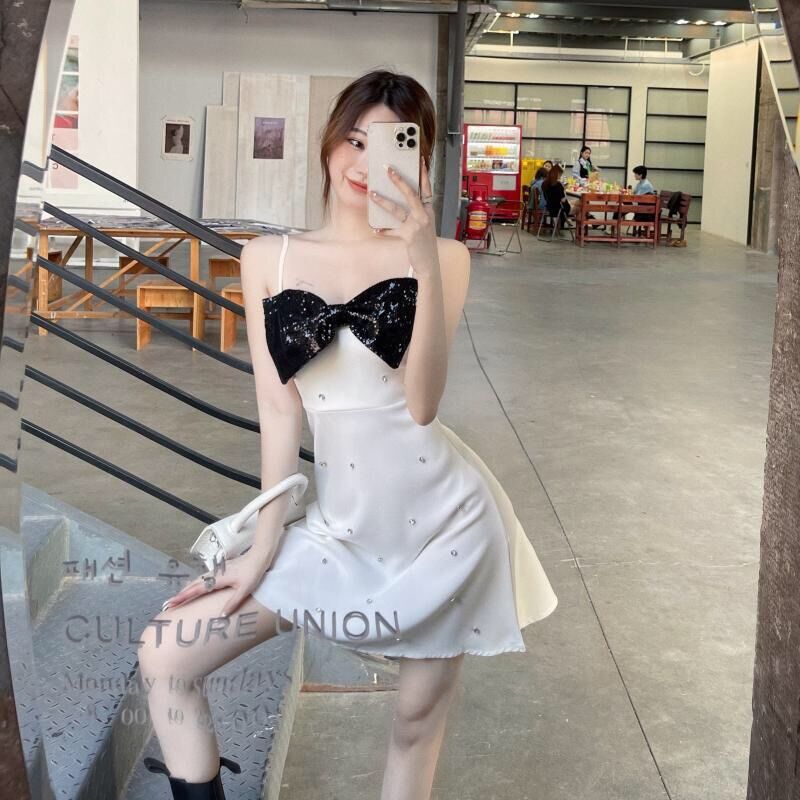 Váy 2d đính ngọc nơ kim sa