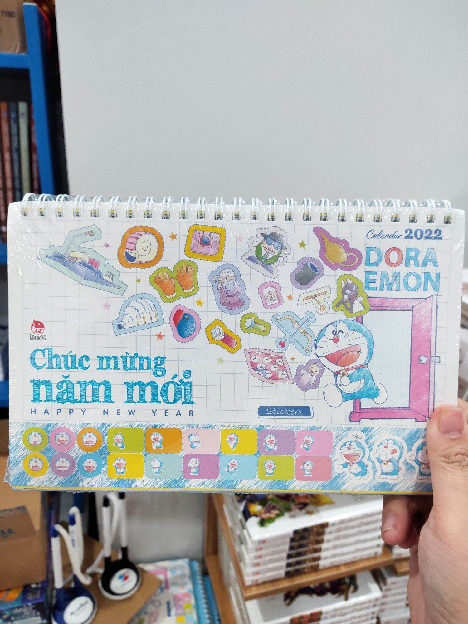 Lịch để bàn Doraemon 2022