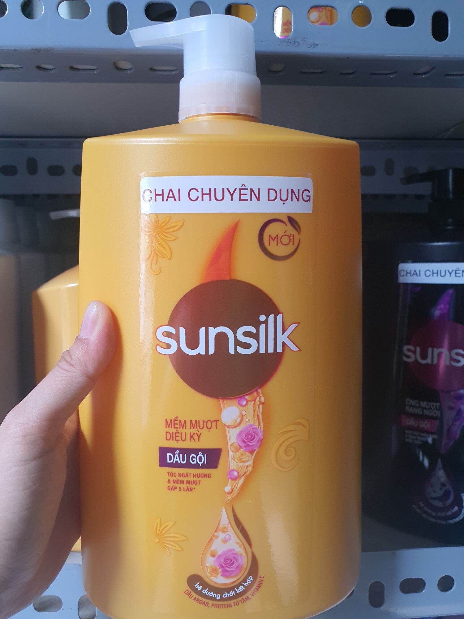 DẦU GỘI SUNSILK MỀM MƯỢT DIỆU KỲ 1.4KG HSD 2027