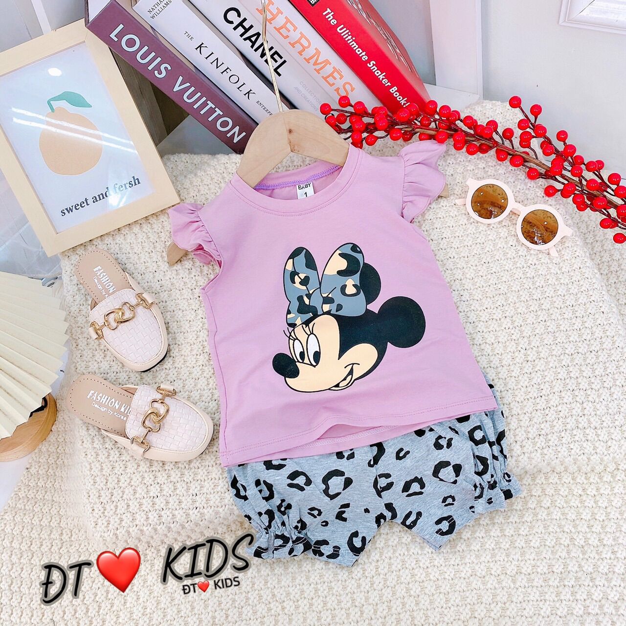 Bộ Cộc Tay Mickey Dễ Thương Cho Bé Gái