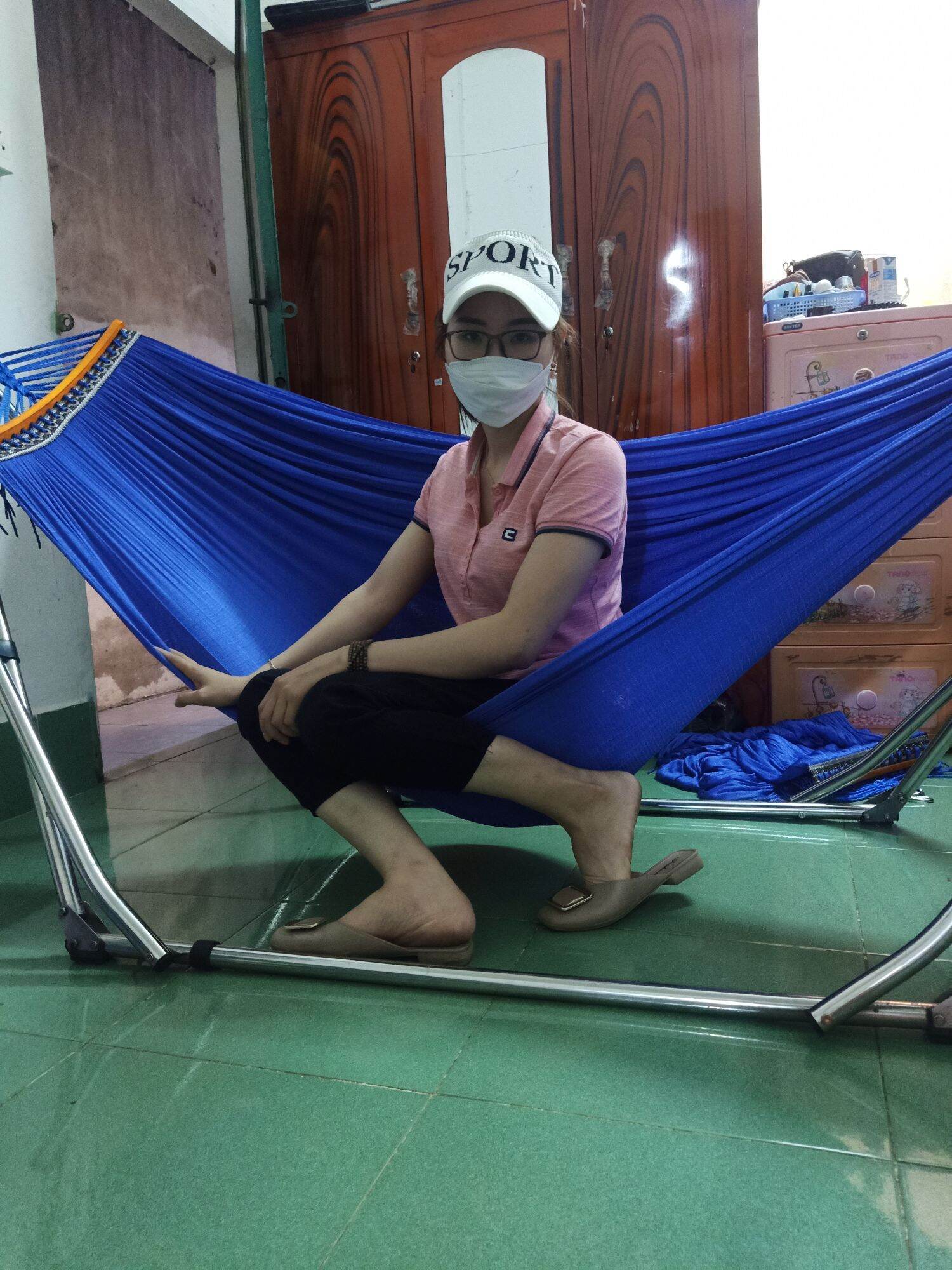 võng lưới  2lop cán gỗ cao cấp