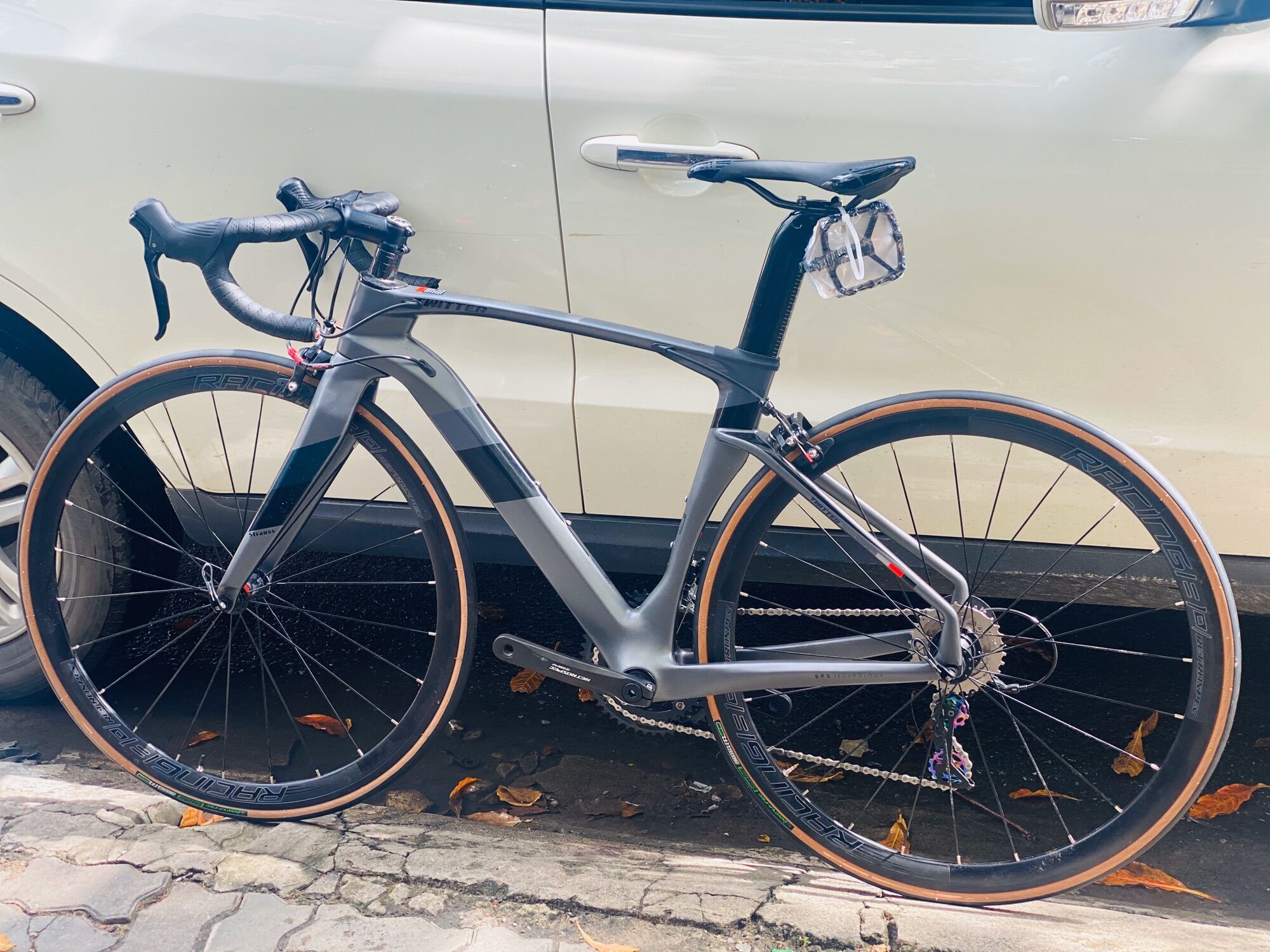 XE ĐẠP THỂ THAO ROAD TWITTER CYCLONE PRO R22
