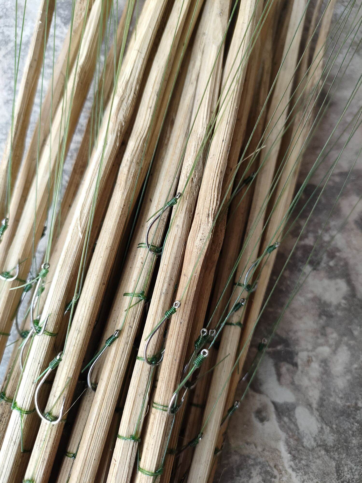 30 BỘ CẦN CÂU CẮM CÁ THANH TRE