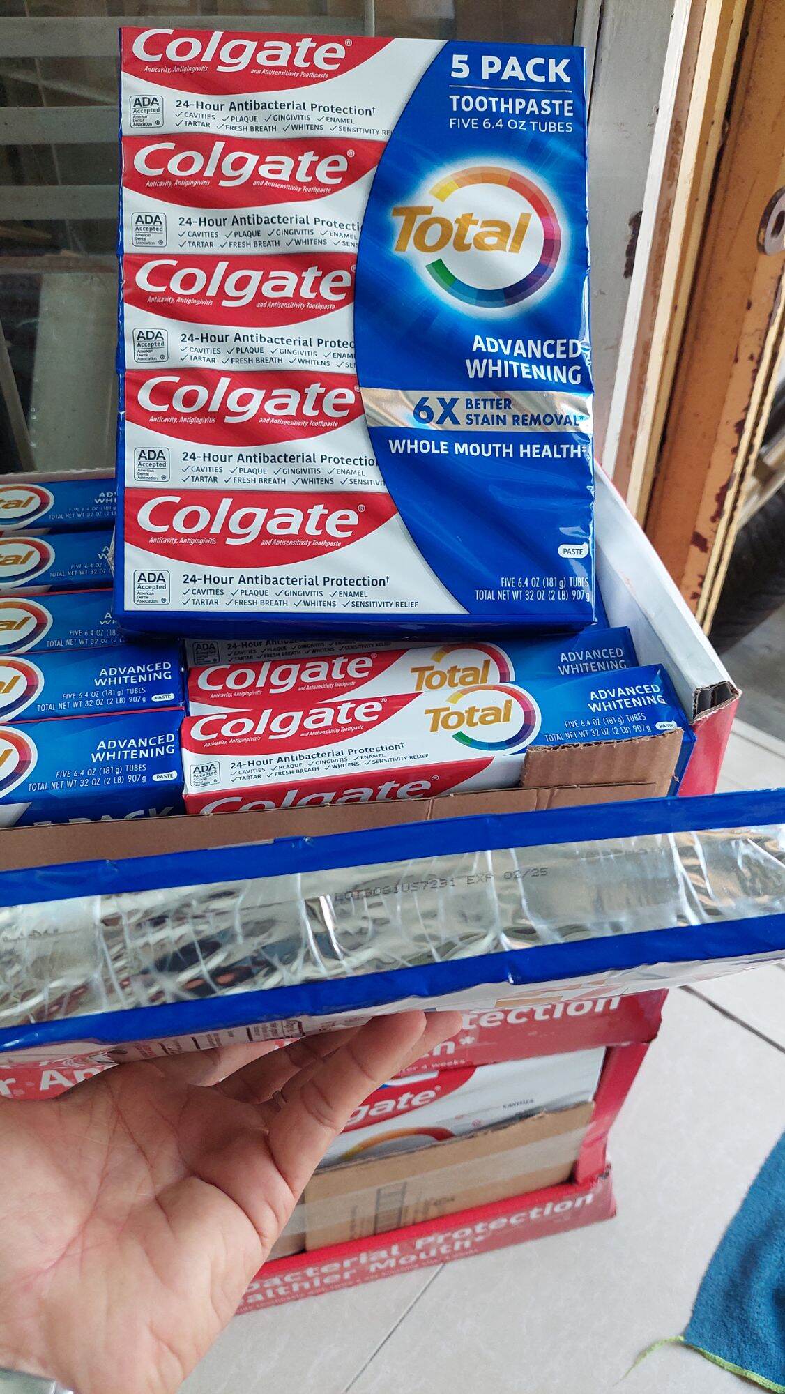 Kem Đánh Răng Colgate Total Advanced Whitening 181G - Mỹ